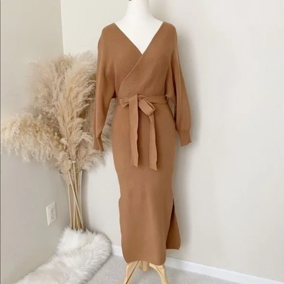 Cozy tan knit sweater midi dress with belt - Picture 2 of 13